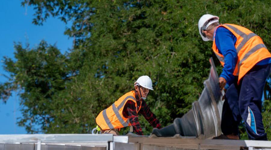 Roof maintenance in Alexandria, IN